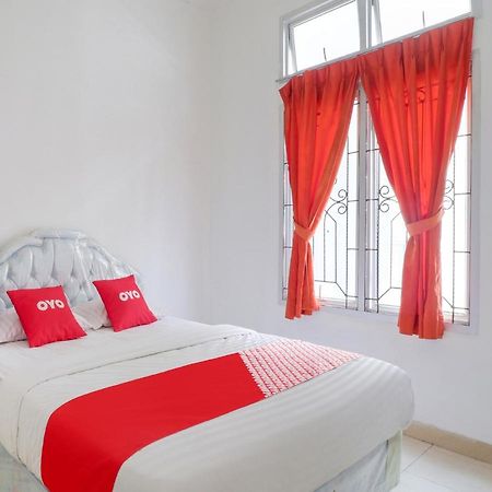Oyo 2997 Grand Suites Palace 2 Sindanglaya Eksteriør bilde