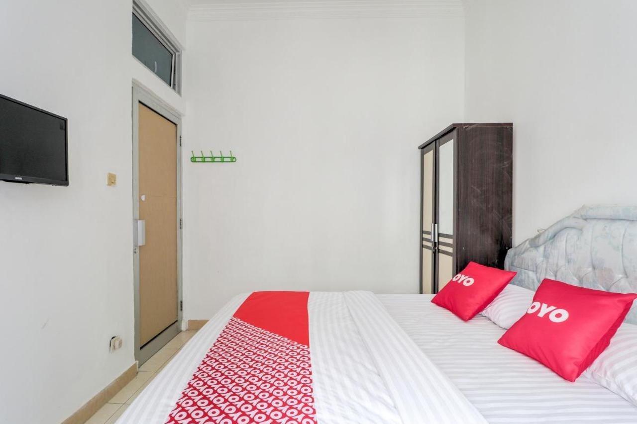 Oyo 2997 Grand Suites Palace 2 Sindanglaya Eksteriør bilde